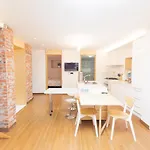 House Sarah In Myeongdong 3
