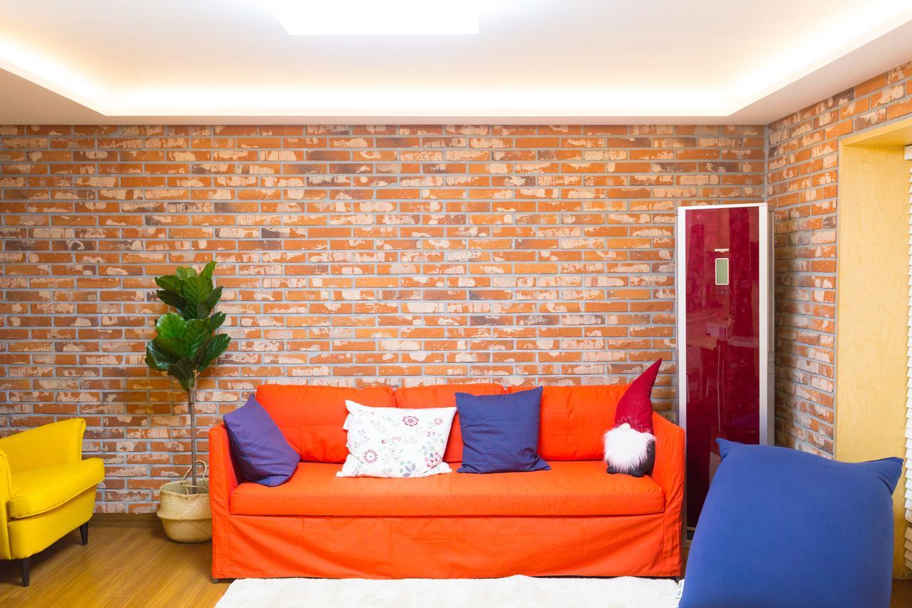 Apartment House Sarah In Myeongdong 3 *